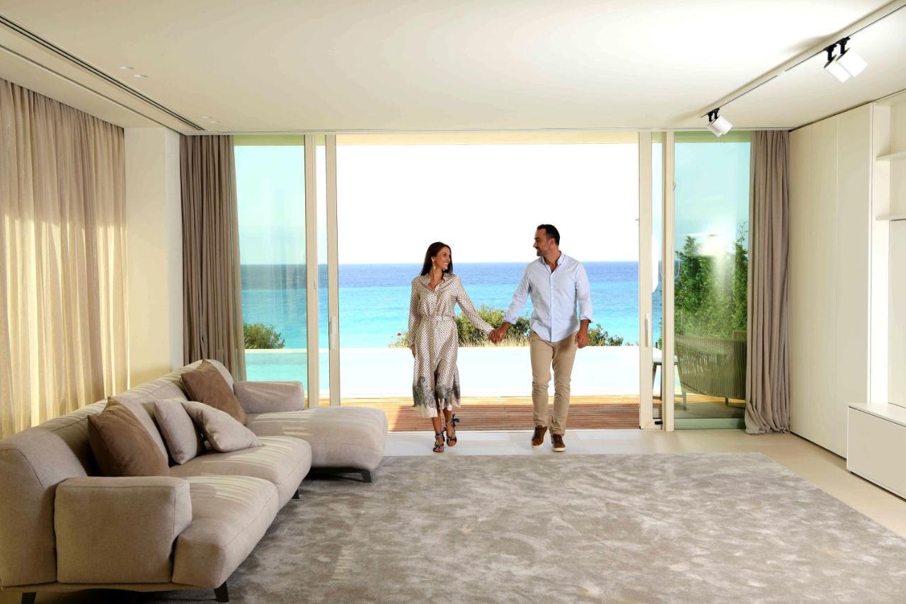 Green Coast Hotel Paljasa Bagian luar foto