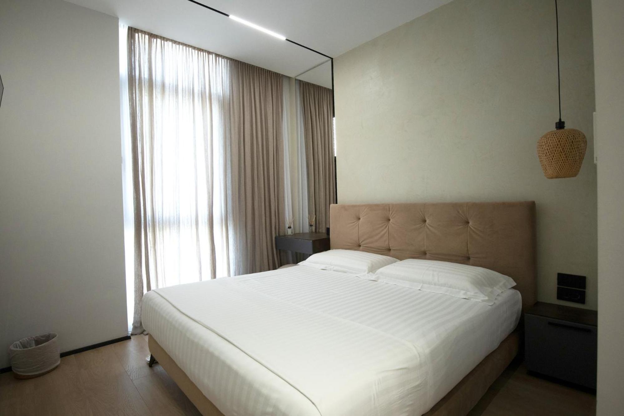 Green Coast Hotel Paljasa Bagian luar foto